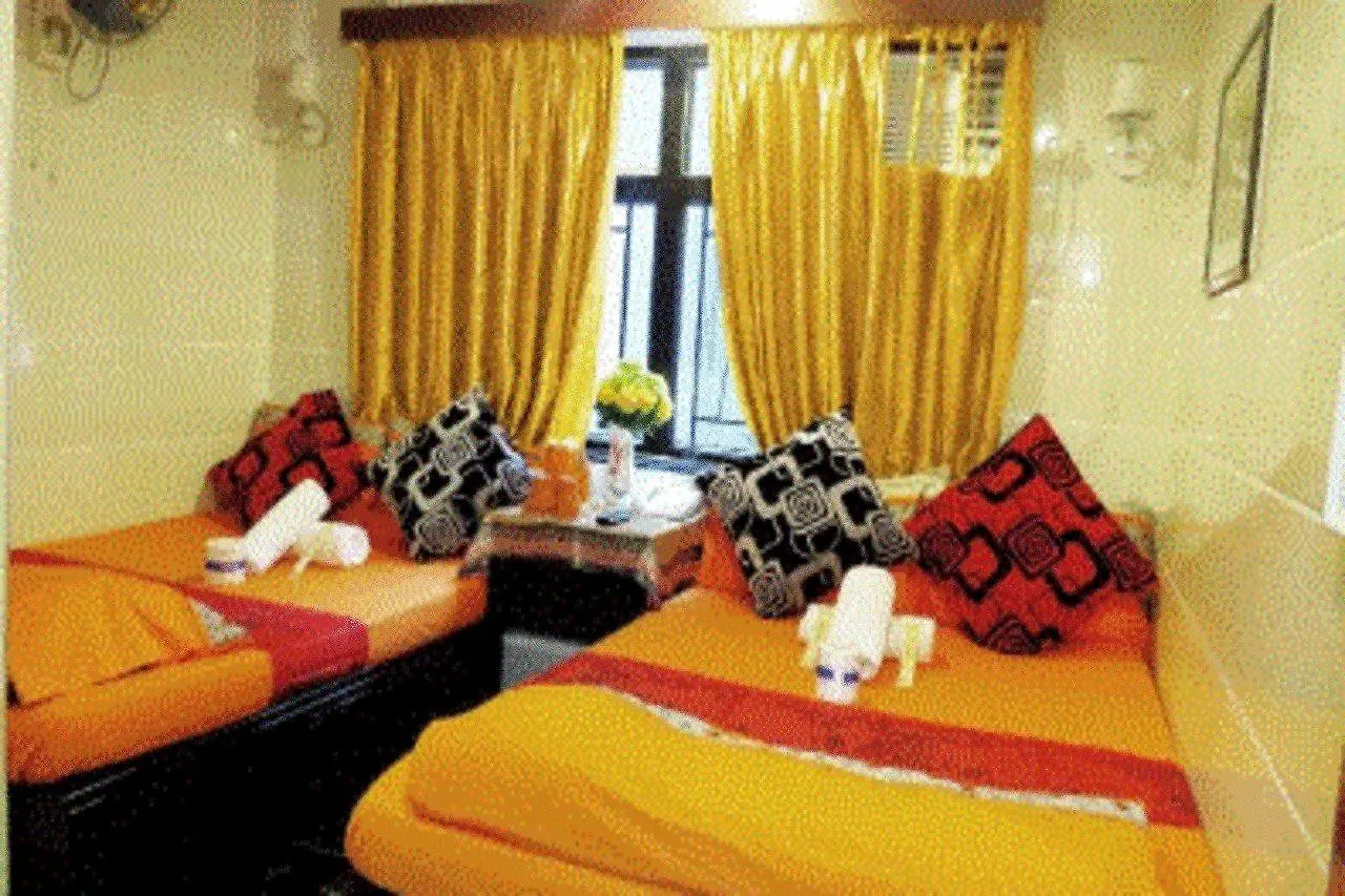 Days Hostel Block D Hong Kong