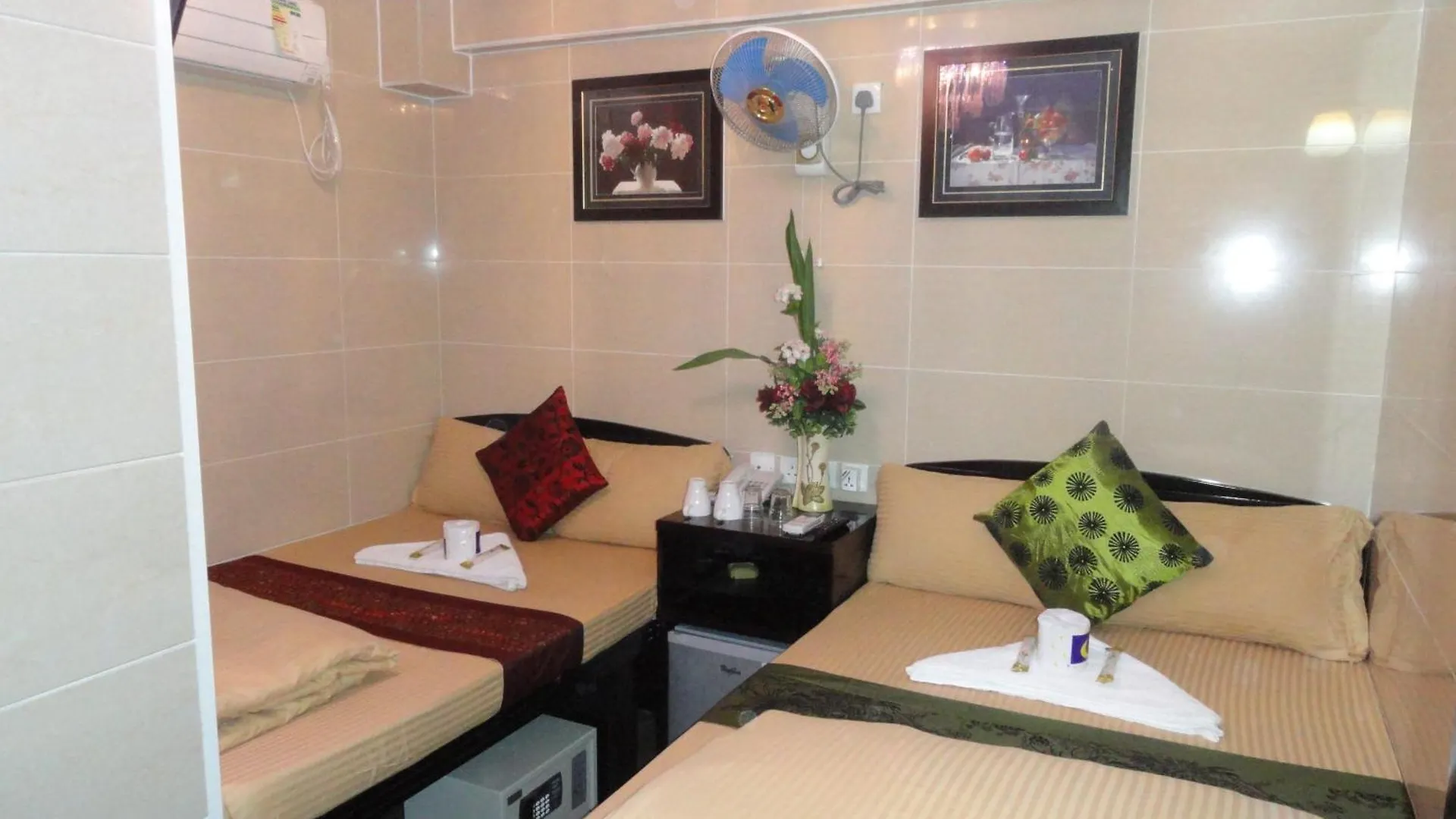 Guest house Days Hostel Block D Hong Kong