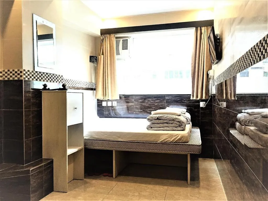 Days Hostel Block D Hong Kong